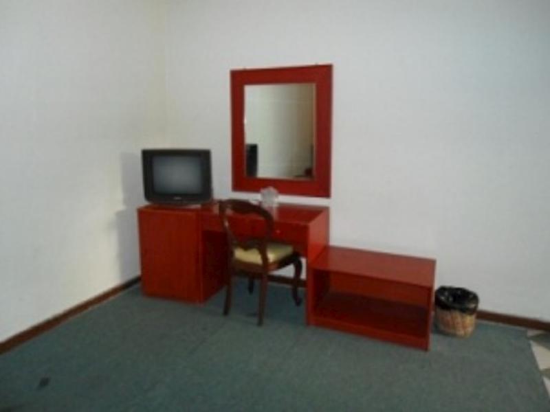 Hotel Margosuko Malang Zewnętrze zdjęcie